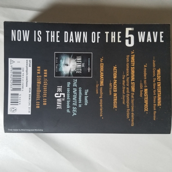 Book The Fifth Wave - Picture 2 of 2